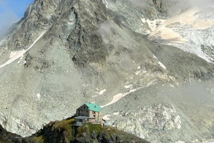 Refuge Val d'Hérens